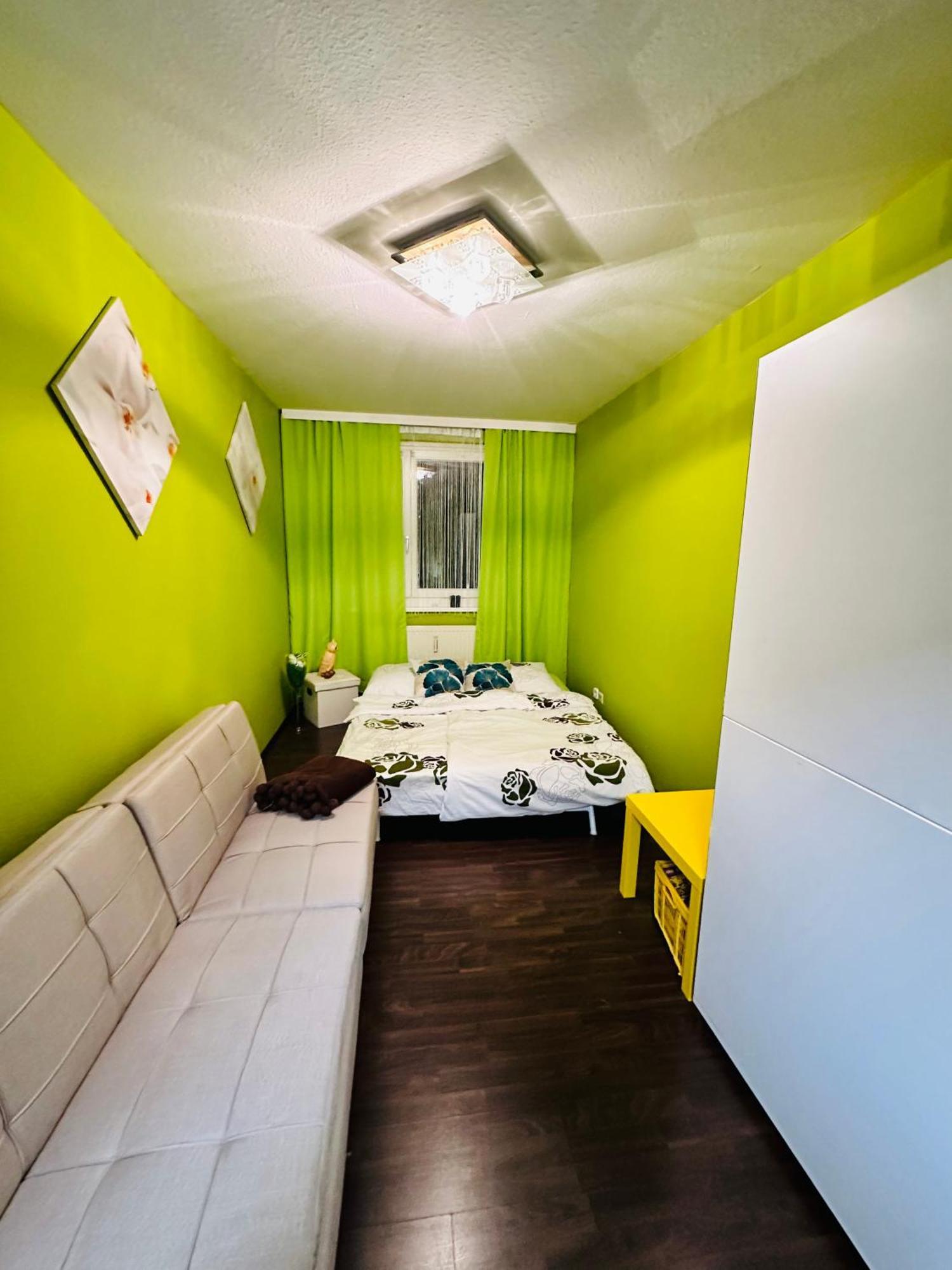Family - Room Wien Eksteriør billede